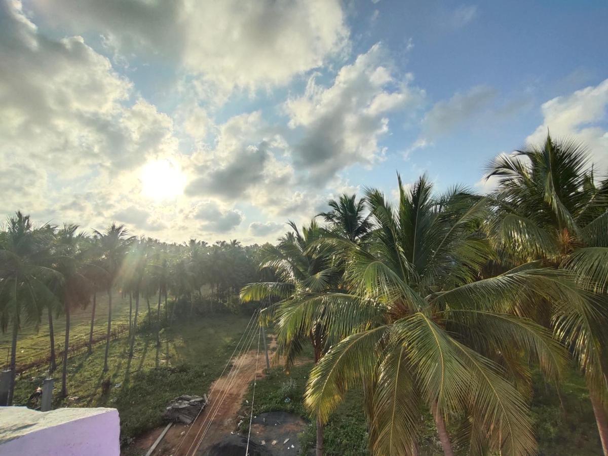 Pv Inn Pondicherry Esterno foto