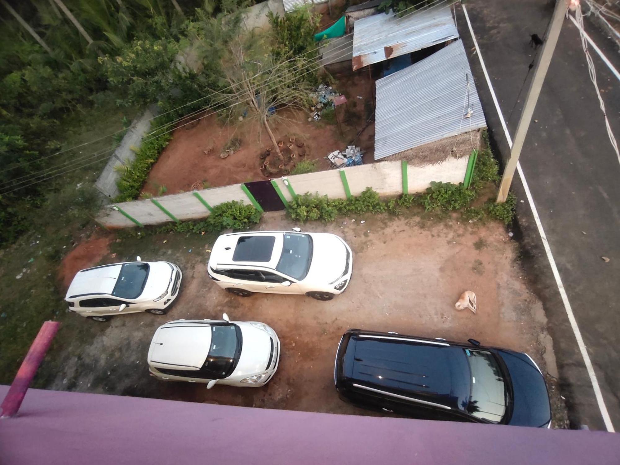 Pv Inn Pondicherry Esterno foto